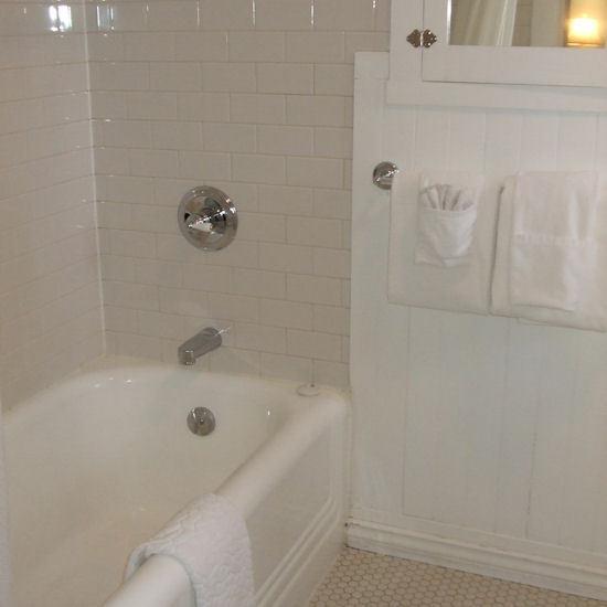 Rosewood Inn Victoria Room photo